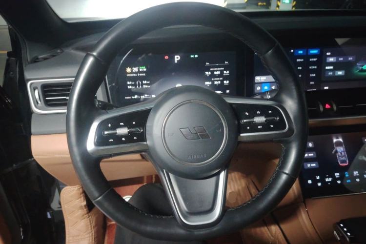 Used Li Auto ONE 2021 Extended-Range 6-Seater Version Steering Wheel