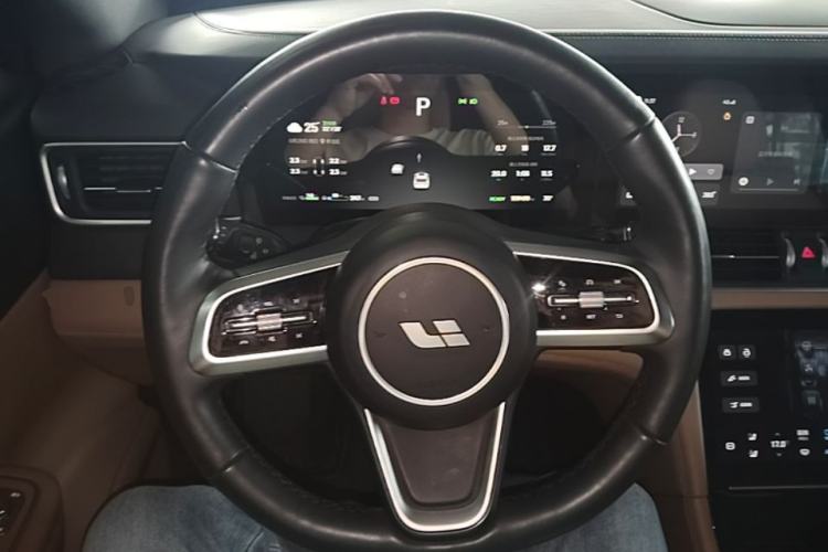 Used Li Auto ONE 2021 Extended-Range 6-Seater Version Steering Wheel
