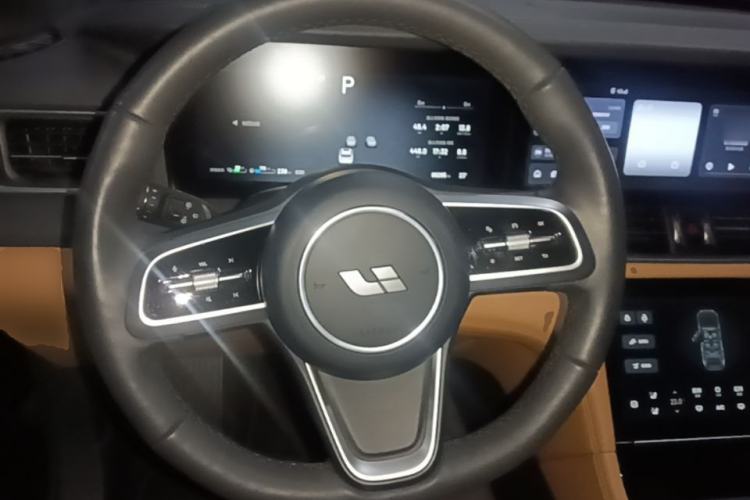 Used Li Auto ONE 2021 Extended-Range 6-Seater Version Steering Wheel
