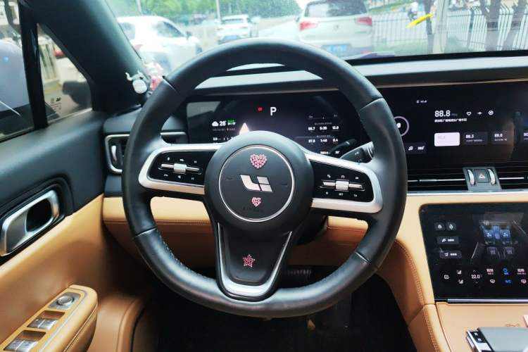 Used Li Auto ONE 2021 Extended-Range 6-Seater Version Steering Wheel