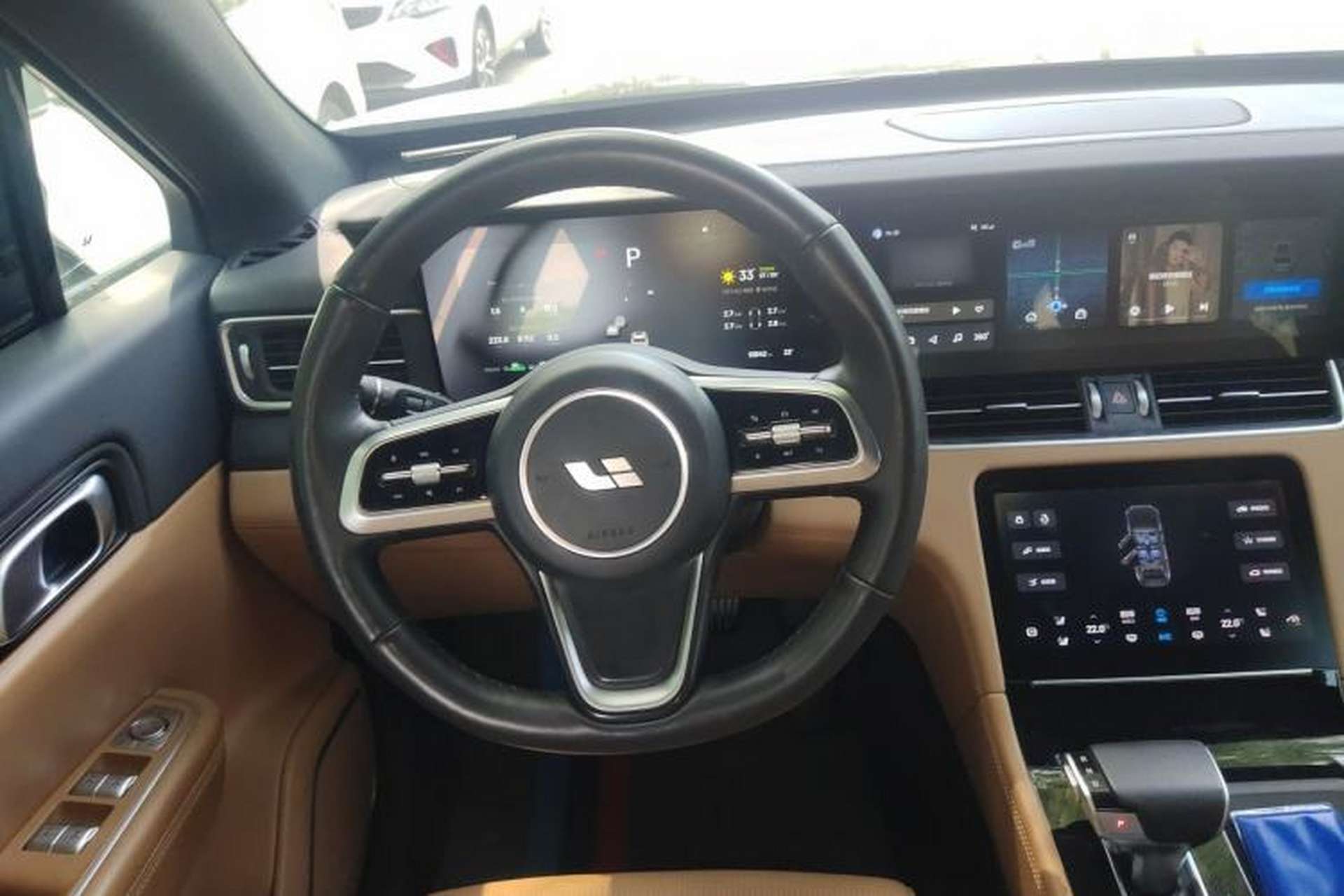 Used Li Auto ONE 2021 Extended-Range 6-Seater Version Steering Wheel