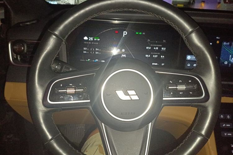 Used Li Auto ONE 2021 Extended-Range 6-Seater Version Steering Wheel
