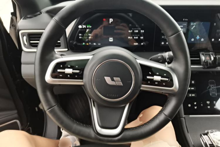 Used Li Auto ONE 2021 Extended-Range 6-Seater Version Steering Wheel