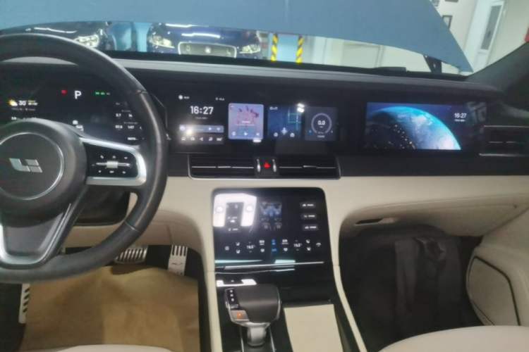 Used Li Auto ONE 2021 Extended-Range 6-Seater Version Audio And AC Panel