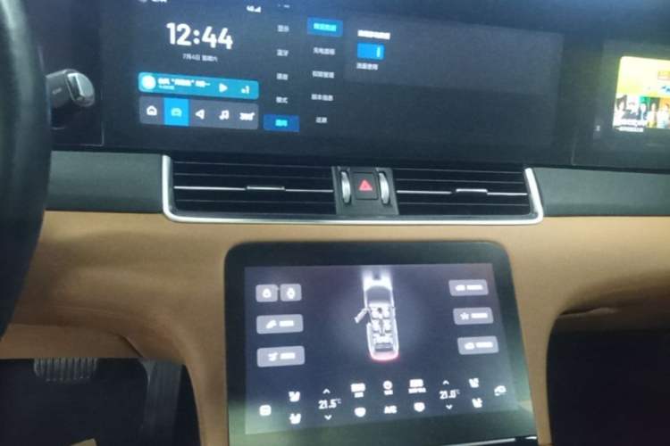 Used Li Auto ONE 2021 Extended-Range 6-Seater Version Audio And AC Panel