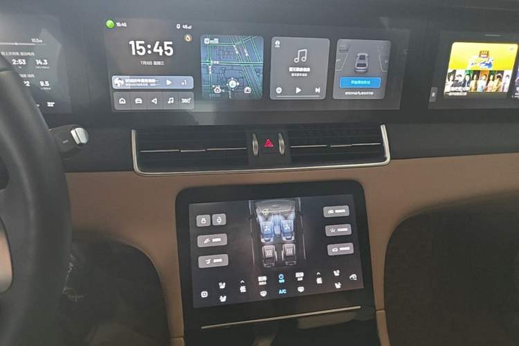 Used Li Auto ONE 2021 Extended-Range 6-Seater Version Audio And AC Panel