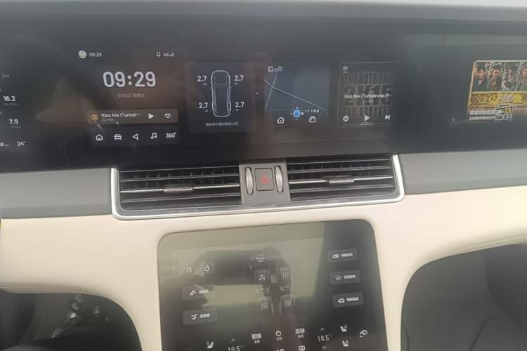 Used Li Auto ONE 2021 Extended-Range 6-Seater Version Audio And AC Panel