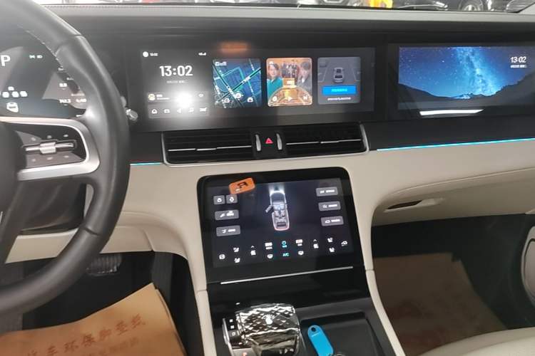 Used Li Auto ONE 2021 Extended-Range 6-Seater Version Audio And AC Panel