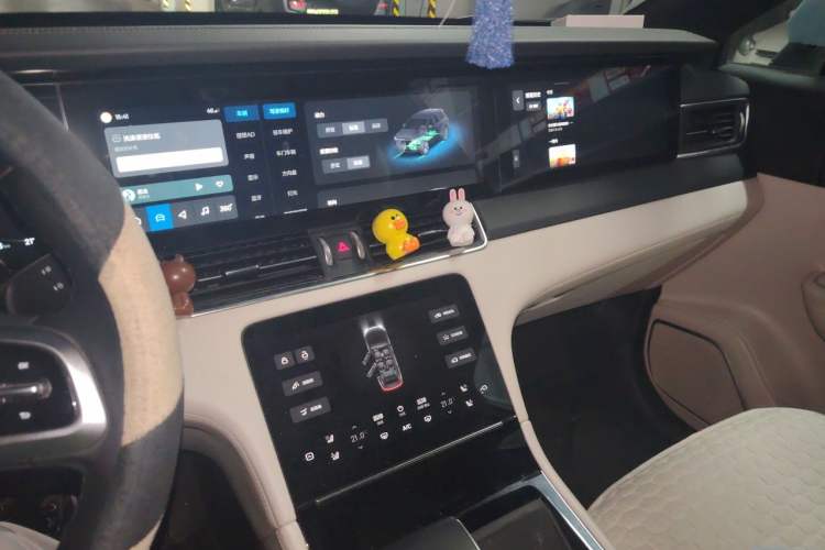 Used Li Auto ONE 2021 Extended-Range 6-Seater Version Audio And AC Panel