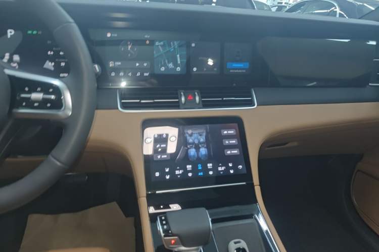Used Li Auto ONE 2021 Extended-Range 6-Seater Version Audio And AC Panel