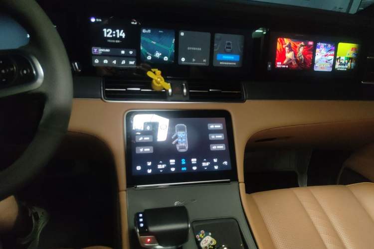 Used Li Auto ONE 2021 Extended-Range 6-Seater Version Audio And AC Panel