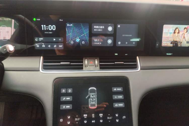 Used Li Auto ONE 2021 Extended-Range 6-Seater Version Audio And AC Panel
