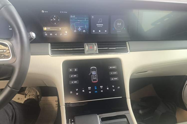 Used Li Auto ONE 2021 Extended-Range 6-Seater Version Audio And AC Panel
