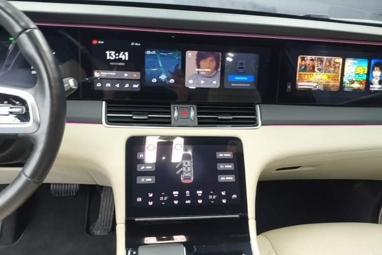 Used Li Auto ONE 2021 Extended-Range 6-Seater Version Audio And AC Panel