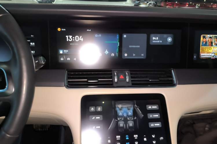 Used Li Auto ONE 2021 Extended-Range 6-Seater Version Audio And AC Panel