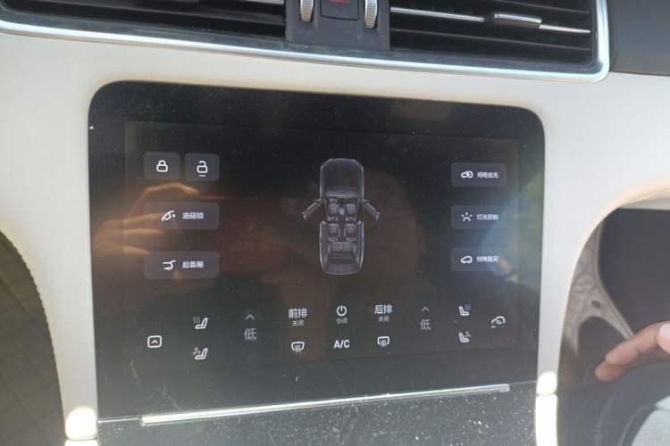 Used Li Auto ONE 2021 Extended-Range 6-Seater Version Audio And AC Panel