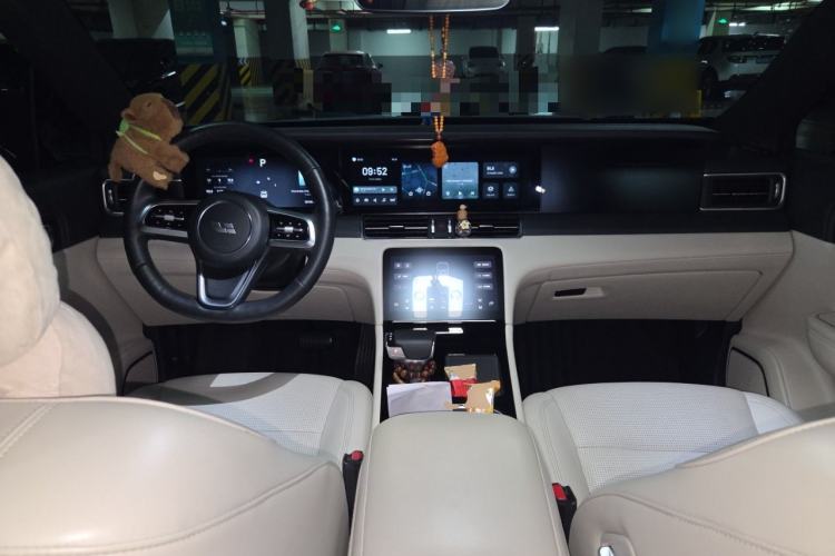 Used Li Auto ONE 2021 Extended-Range 6-Seater Version Center Console