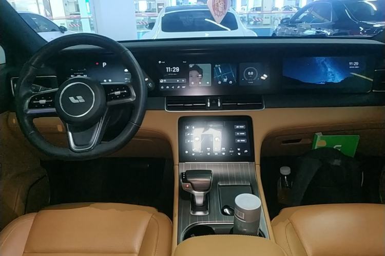 Used Li Auto ONE 2021 Extended-Range 6-Seater Version Center Console