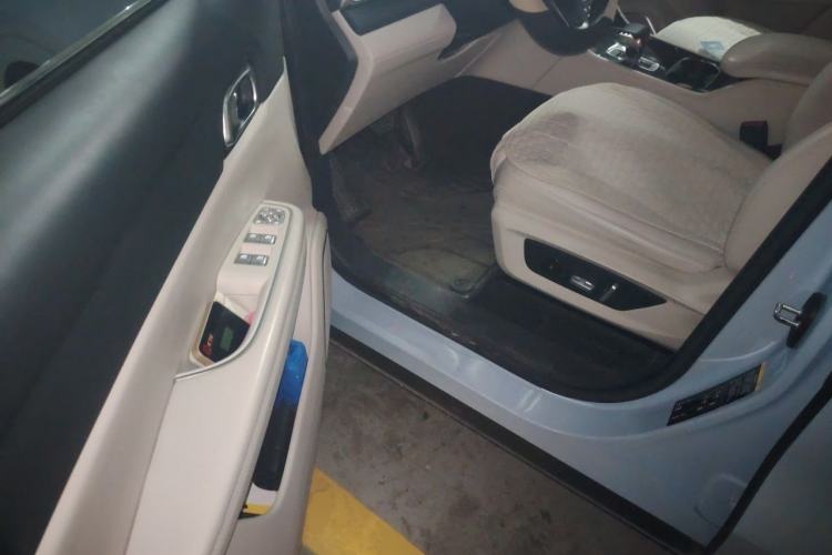 Used Li Auto ONE 2021 Extended-Range 6-Seater Version Driver Seat