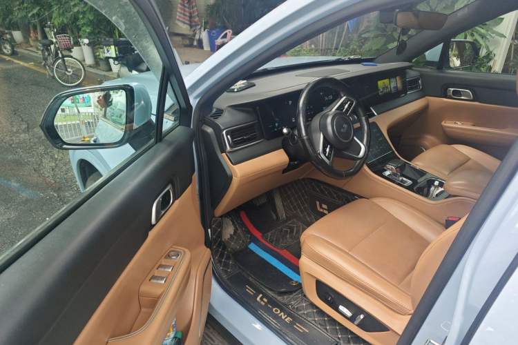 Used Li Auto ONE 2021 Extended-Range 6-Seater Version Driver Seat