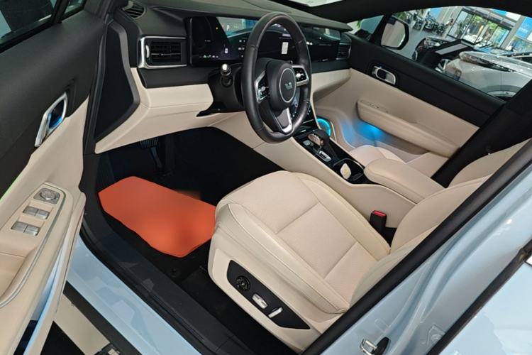 Used Li Auto ONE 2021 Extended-Range 6-Seater Version Driver Seat