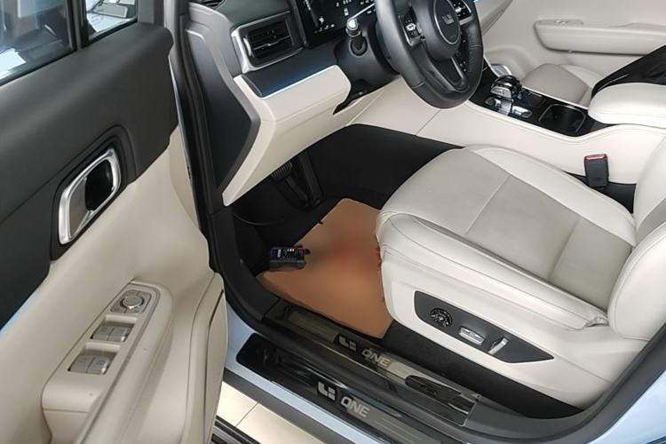 Used Li Auto ONE 2021 Extended-Range 6-Seater Version Driver Seat