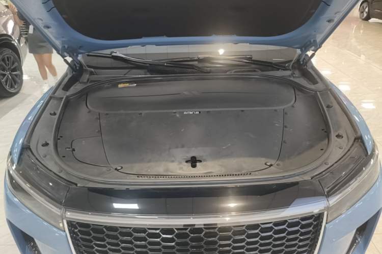 Used Li Auto ONE 2021 Extended-Range 6-Seater Version Engine Bay