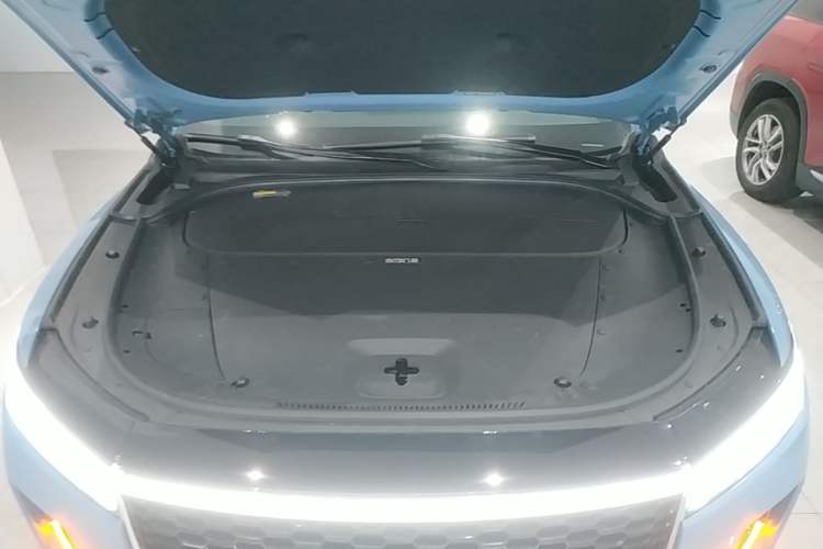 Used Li Auto ONE 2021 Extended-Range 6-Seater Version Engine Bay