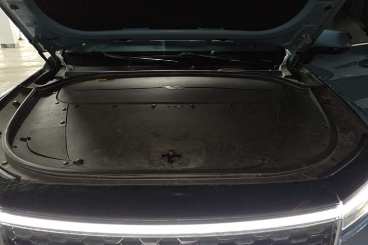 Used Li Auto ONE 2021 Extended-Range 6-Seater Version Engine Bay