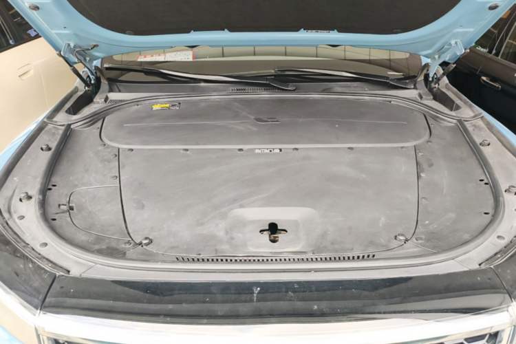 Used Li Auto ONE 2021 Extended-Range 6-Seater Version Engine Bay