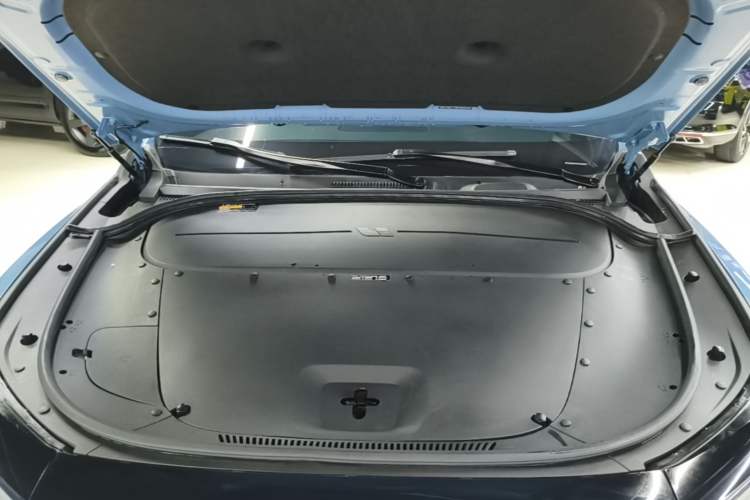 Used Li Auto ONE 2021 Extended-Range 6-Seater Version Engine Bay