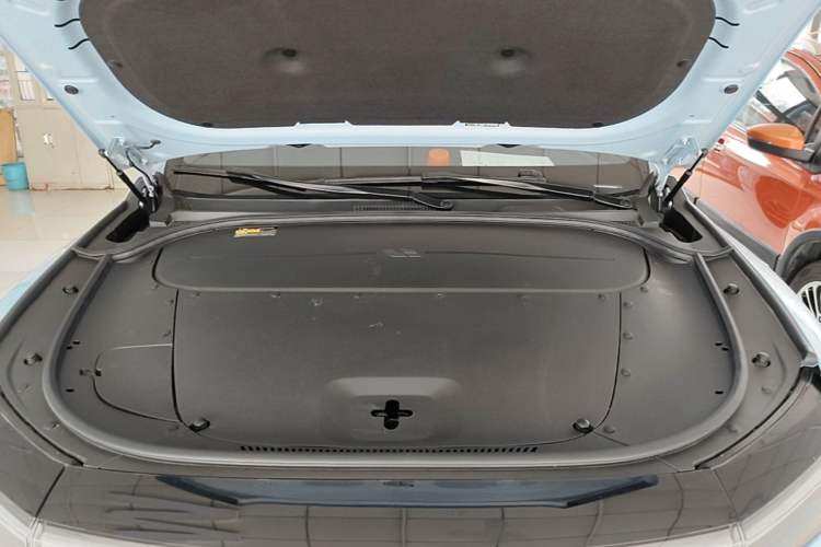 Used Li Auto ONE 2021 Extended-Range 6-Seater Version Engine Bay