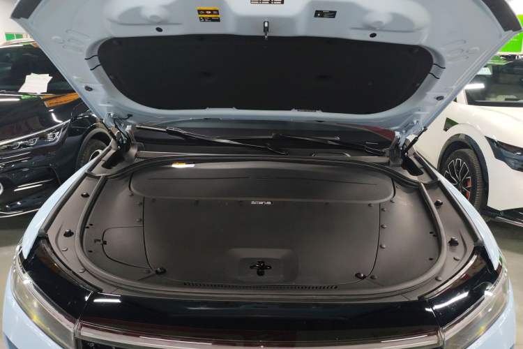 Used Li Auto ONE 2021 Extended-Range 6-Seater Version Engine Bay