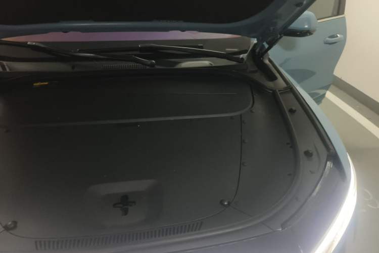 Used Li Auto ONE 2021 Extended-Range 6-Seater Version Engine Bay Left