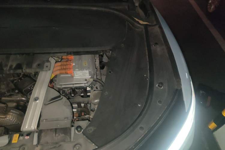 Used Li Auto ONE 2021 Extended-Range 6-Seater Version Engine Bay Left