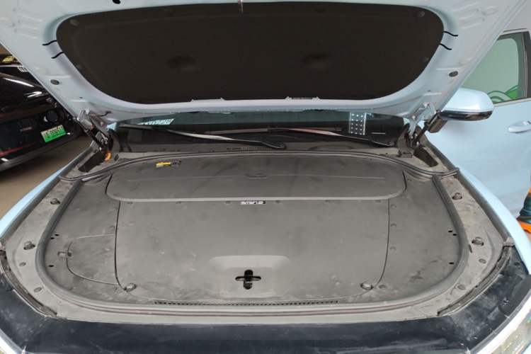 Used Li Auto ONE 2021 Extended-Range 6-Seater Version Engine Bay