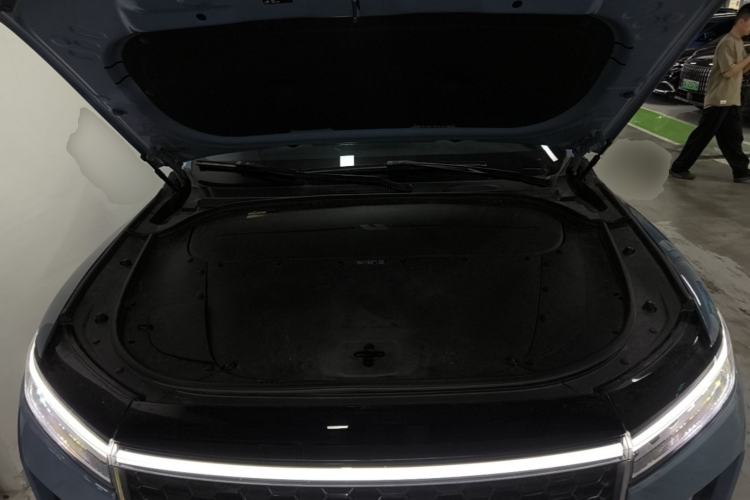 Used Li Auto ONE 2021 Extended-Range 6-Seater Version Engine Bay