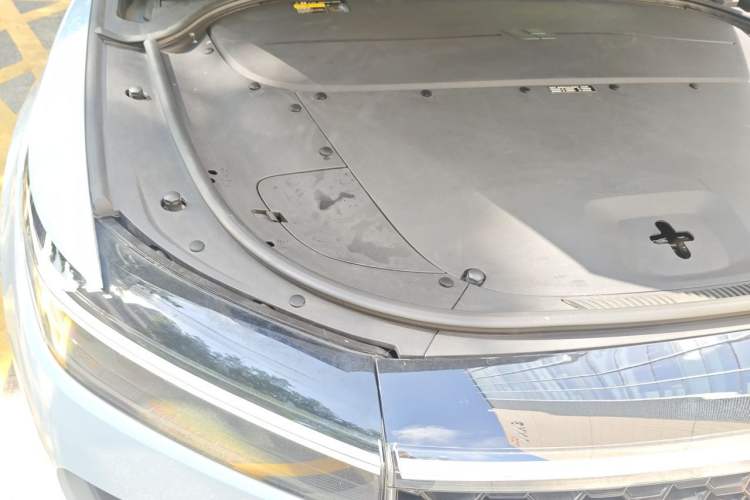 Used Li Auto ONE 2021 Extended-Range 6-Seater Version Engine Bay Right