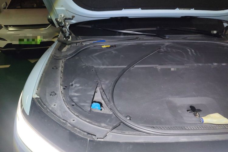Used Li Auto ONE 2021 Extended-Range 6-Seater Version Engine Bay Right