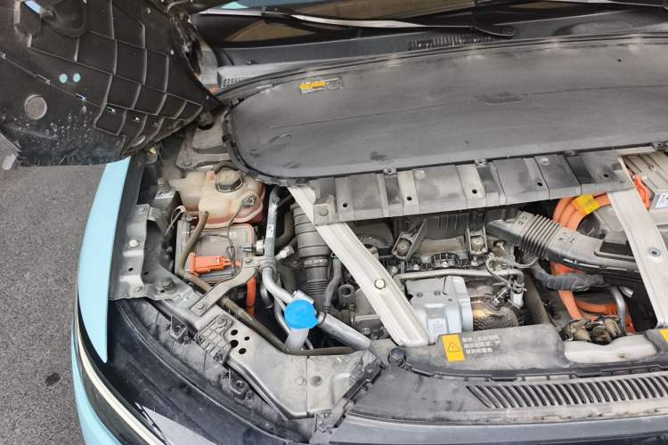 Used Li Auto ONE 2021 Extended-Range 6-Seater Version Engine Bay Right