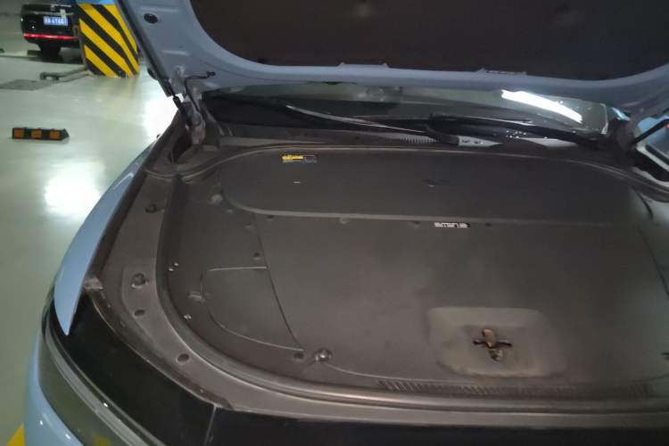 Used Li Auto ONE 2021 Extended-Range 6-Seater Version Engine Bay Right