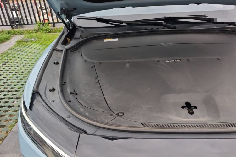 Used Li Auto ONE 2021 Extended-Range 6-Seater Version Engine Bay Right
