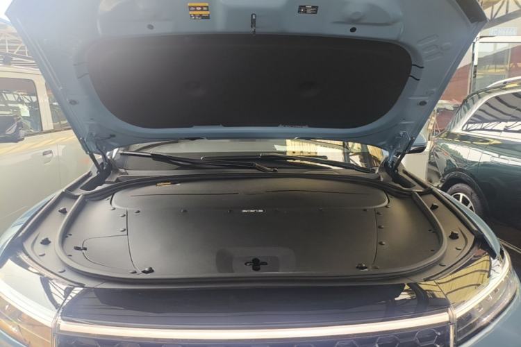 Used Li Auto ONE 2021 Extended-Range 6-Seater Version Engine Bay