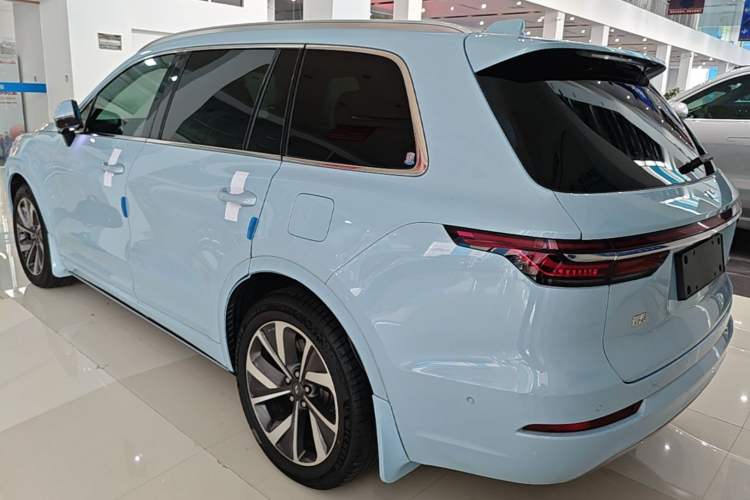 Used Li Auto ONE 2021 Extended-Range 6-Seater Version Exterior 2