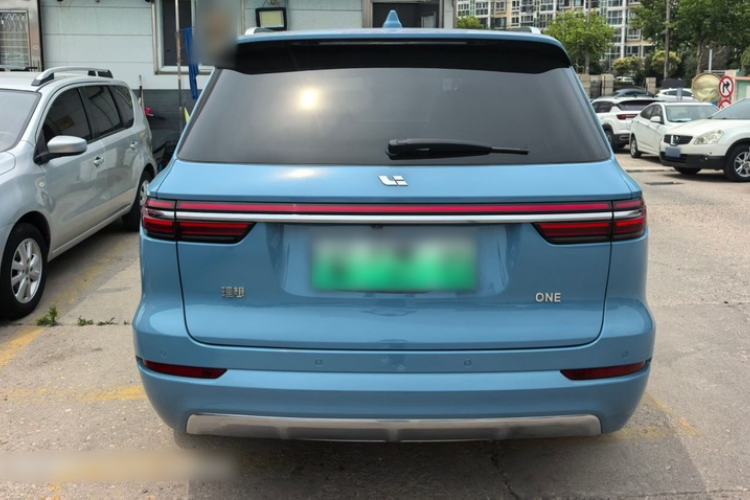Used Li Auto ONE 2021 Extended-Range 6-Seater Version Exterior 2