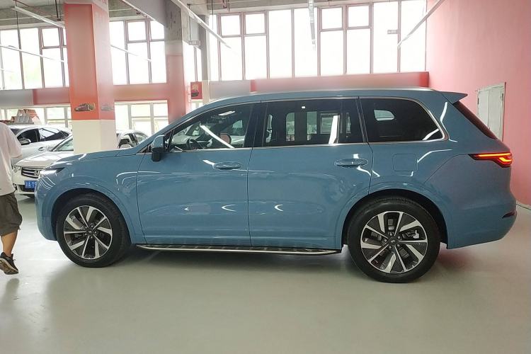 Used Li Auto ONE 2021 Extended-Range 6-Seater Version Exterior 3
