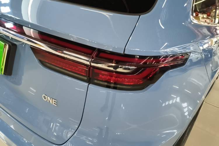 Used Li Auto ONE 2021 Extended-Range 6-Seater Version Exterior 3