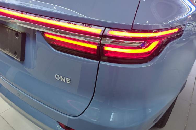 Used Li Auto ONE 2021 Extended-Range 6-Seater Version Exterior 3