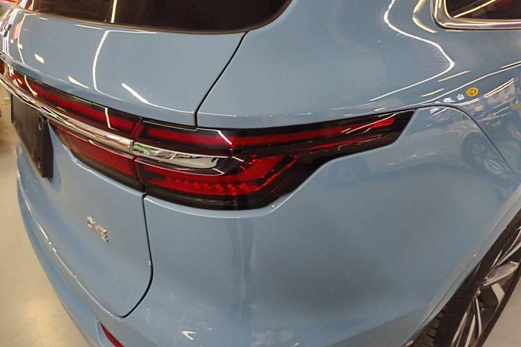 Used Li Auto ONE 2021 Extended-Range 6-Seater Version Exterior 3