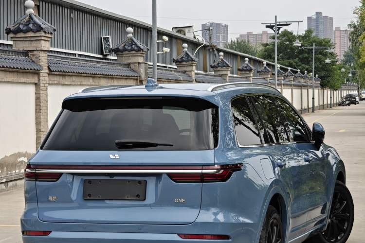 Used Li Auto ONE 2021 Extended-Range 6-Seater Version Exterior 3